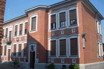 Immagini e Angoli di Vauda Canavese - Scuole